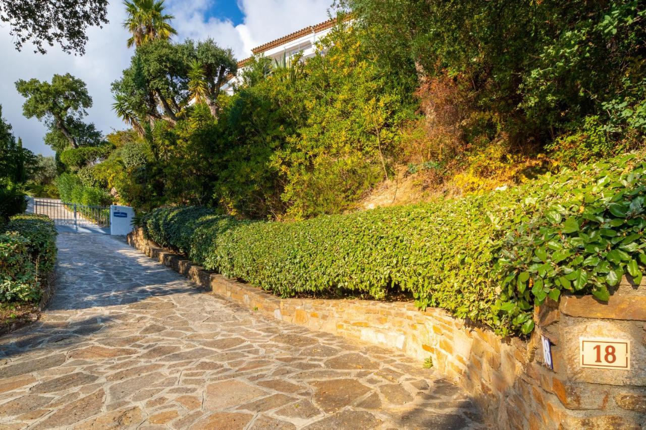 Vistazur Luxueux Appartement Avec Terrasse Et Piscine Rayol-Canadel-sur-Mer Exterior photo